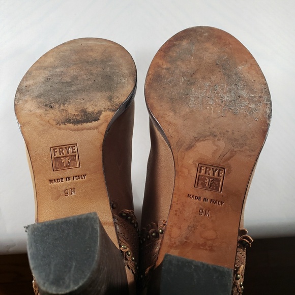 Frye Bella Low Flower Pull-On Boots - Picture 7 of 8